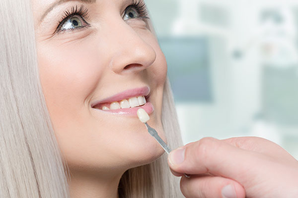 Changing the Color of Your Teeth With Veneers from Miami Beach Smiles in Miami Beach, FL